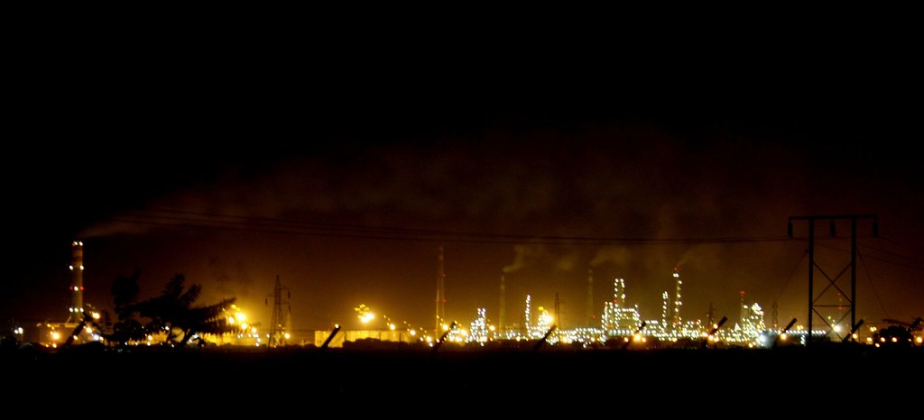 Petrol fiyatlarında yükseliş arz endişeleriyle sürüyor