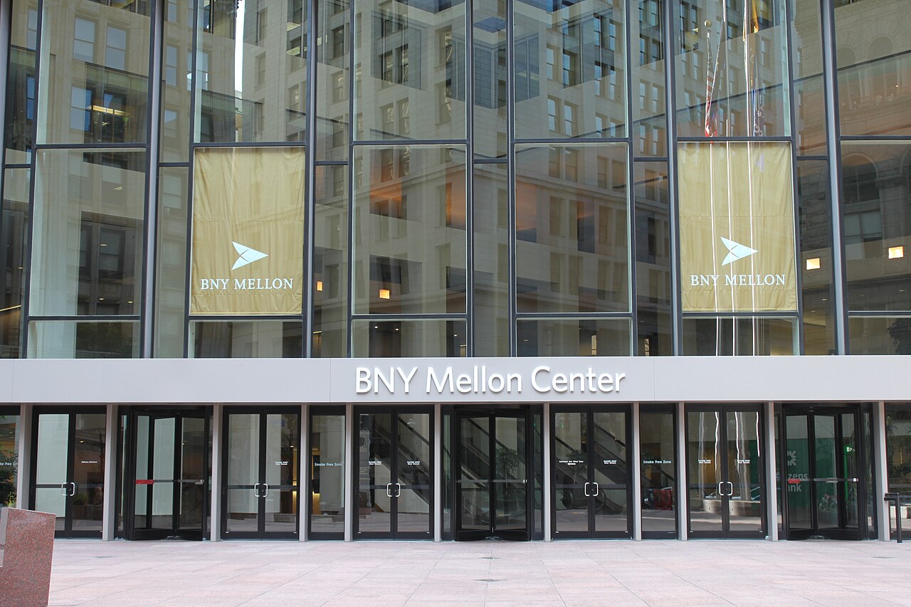 BNY: Zayıf GBP, İngiltere varlıklarına yabancı akışını canlandırabilir