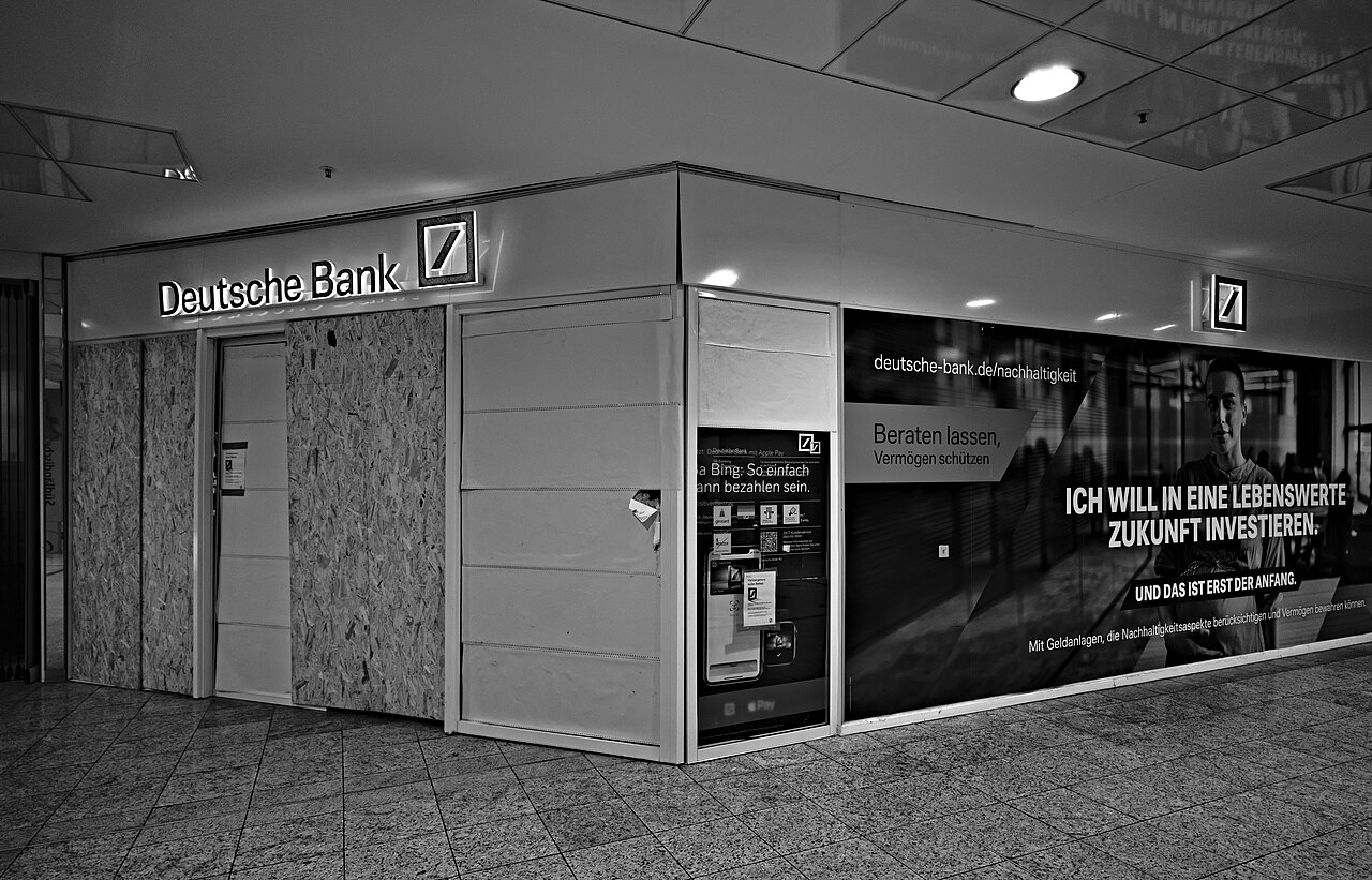 Deutsche Bank: ABD Doları Haftalık G10 Lideri, Altın Düşüşte