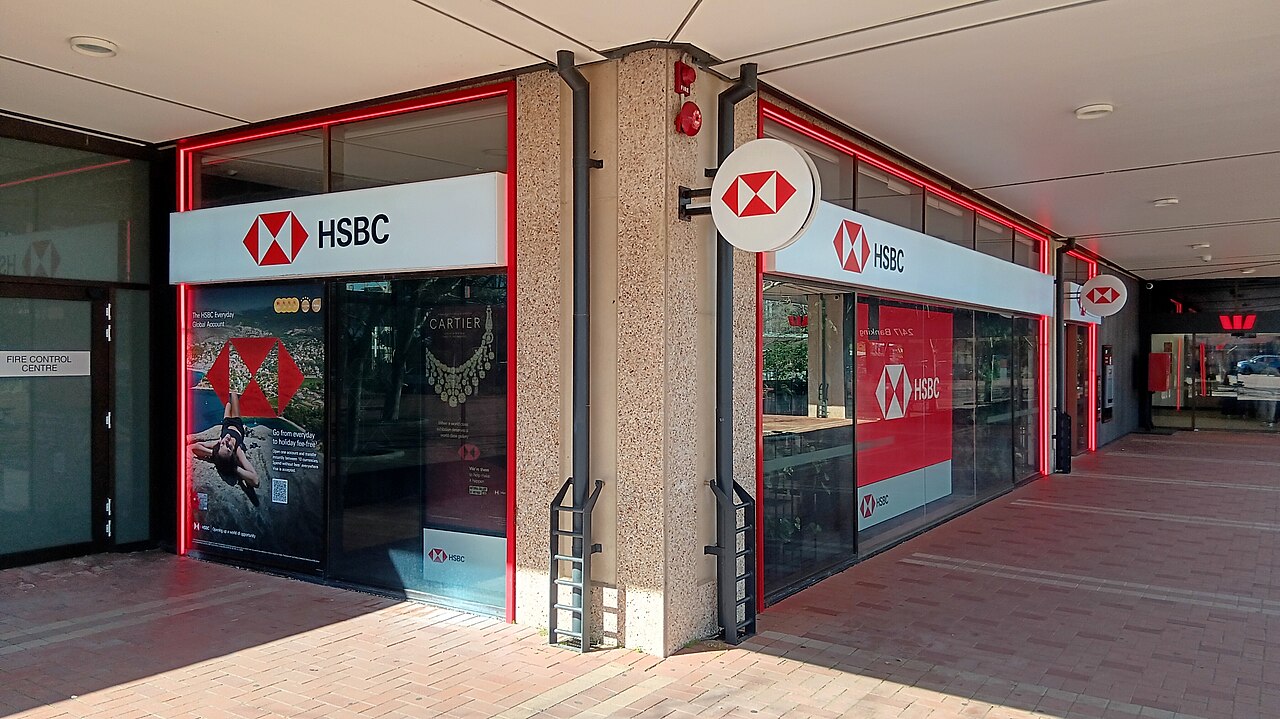 HSBC: Hisse Senetlerinde Yapay Zeka Destekli Yükseliş ve Gelir Odaklı Seçim