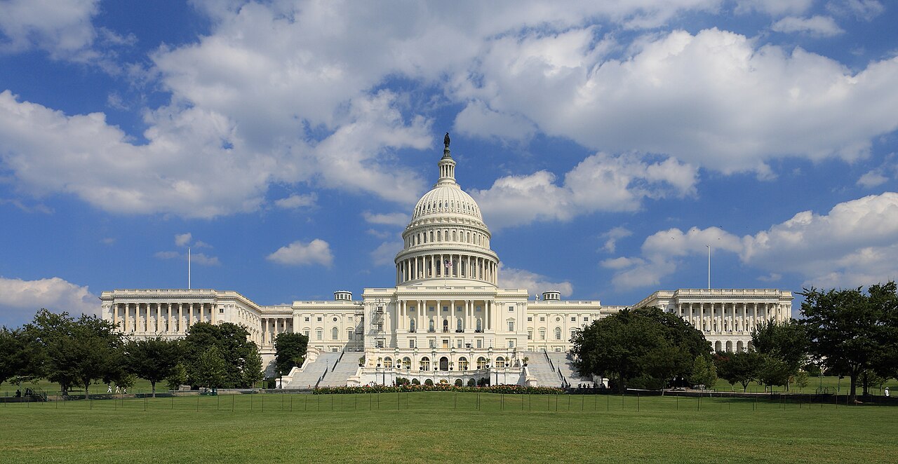 United States: Sideways growth and oil shock risks